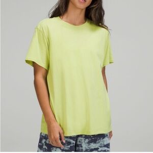 Lululemon All Yours Tee-Shirt - Size 4